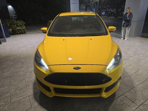 2017 Ford Focus ST Base