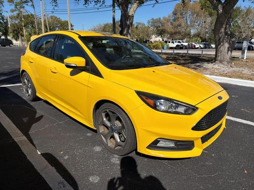 2017 Ford Focus ST Base