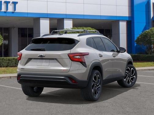 White Sand 2026 Chevrolet Trax 2RS