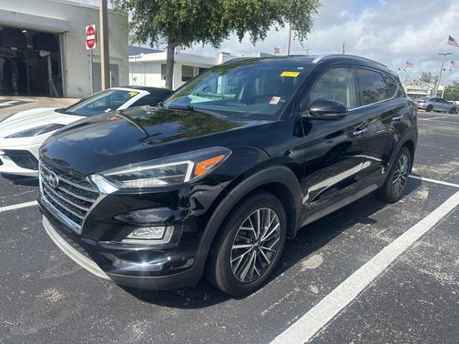 Black Noir Pearl 2020 Hyundai TUCSON Limited