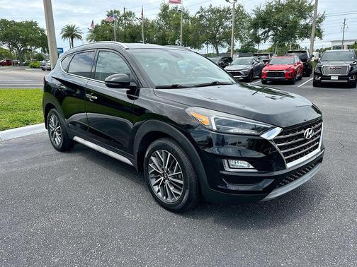 Black Noir Pearl 2020 Hyundai TUCSON Limited