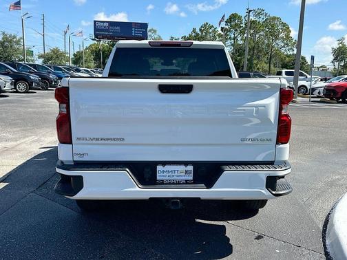 Summit White 2024 Chevrolet Silverado 1500 Custom