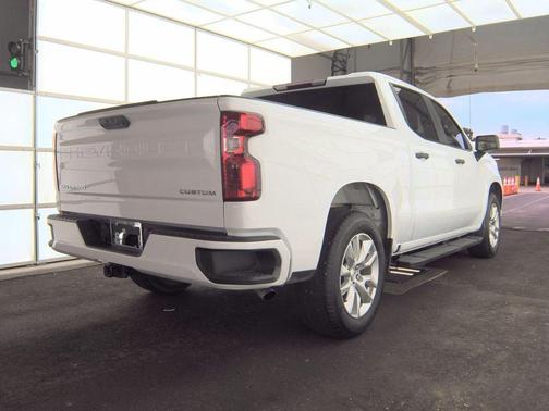 Summit White 2024 Chevrolet Silverado 1500 Custom