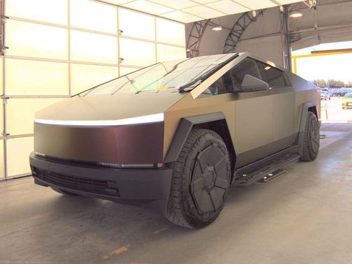 Silver 2024 Tesla Cybertruck Base