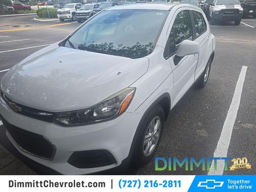 Summit White 2019 Chevrolet Trax LS
