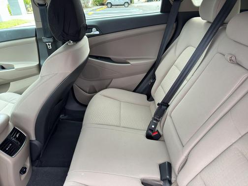 2020 Hyundai TUCSON SEL