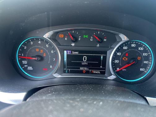 Summit White 2018 Chevrolet Traverse LT Cloth