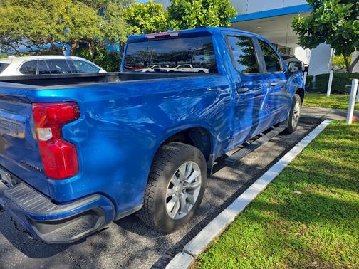 2023 Chevrolet Silverado 1500 Custom