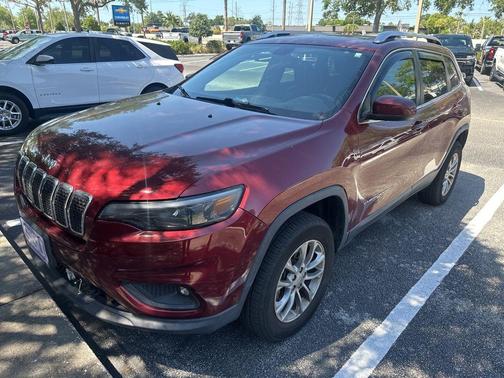 Velvet Red Pearlcoat 2019 Jeep Cherokee Latitude Plus