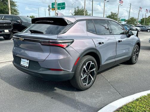 Galaxy Gray Metallic 2025 Chevrolet Equinox EV LT