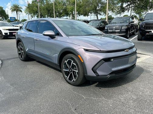 Galaxy Gray Metallic 2025 Chevrolet Equinox EV LT