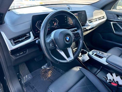 2024 BMW X2 xDrive28i