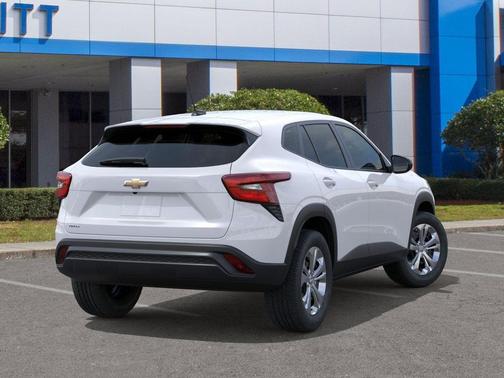 Summit White 2026 Chevrolet Trax LS
