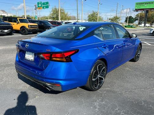 2025 Nissan Altima SR