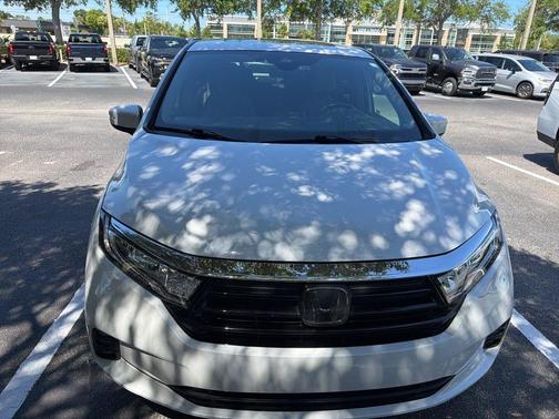 Platinum White Pearl 2021 Honda Odyssey EX-L