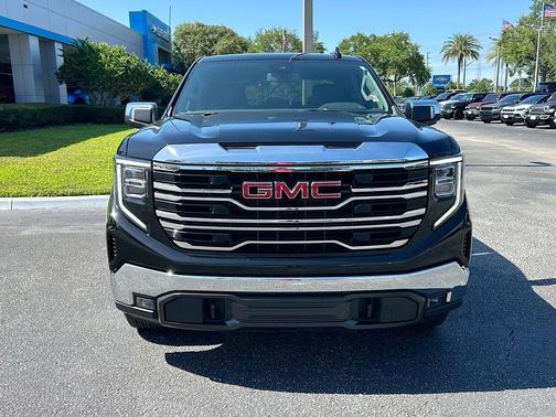 Onyx Black 2026 GMC Sierra 1500 SLT