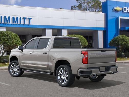 White Sand 2026 Chevrolet Silverado 1500 High Country