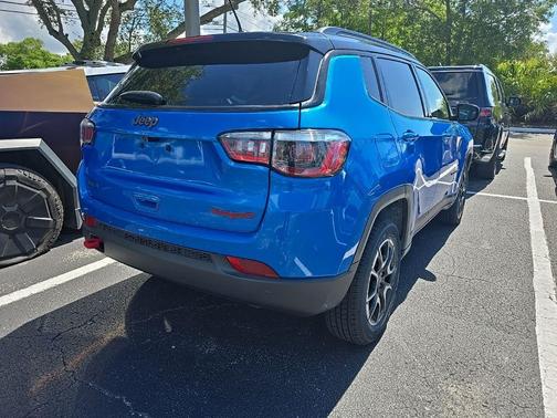 Hydro Blue Pearlcoat 2025 Jeep Compass Trailhawk