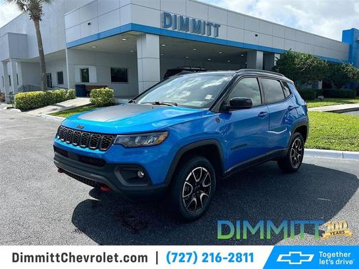 Hydro Blue Pearlcoat 2025 Jeep Compass Trailhawk