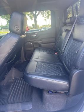 Summit White 2021 Chevrolet Silverado 1500 RST