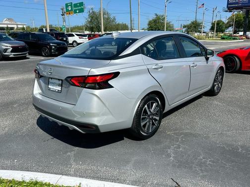 Brilliant Silver Metallic 2025 Nissan Versa 1.6 SV