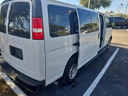 2023 Chevrolet Express 3500 LS