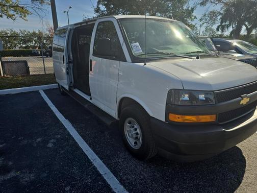 2023 Chevrolet Express 3500 LS