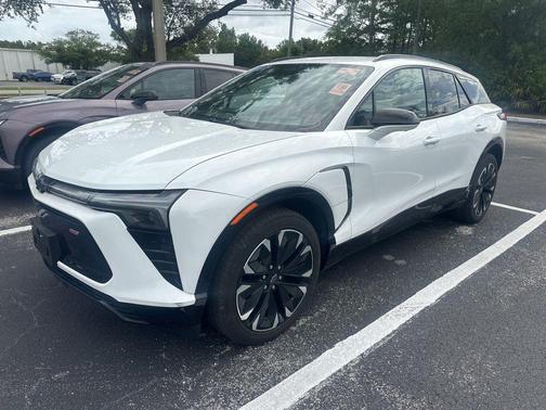 Summit White 2024 Chevrolet Blazer EV RS