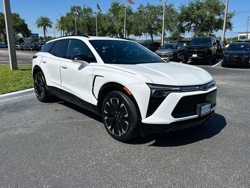 Summit White 2024 Chevrolet Blazer EV RS