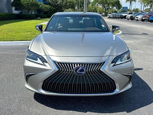 Silver 2021 Lexus ES 300h 300H