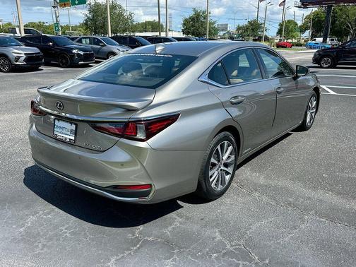 Silver 2021 Lexus ES 300h 300H