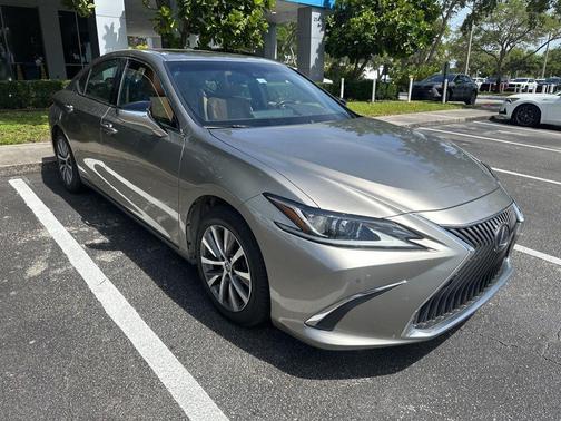 Silver 2021 Lexus ES 300h 300H