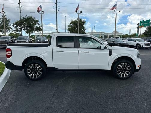 2023 Ford Maverick Lariat