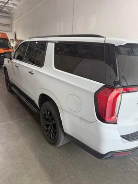 Onyx Black 2023 GMC Yukon XL SLT