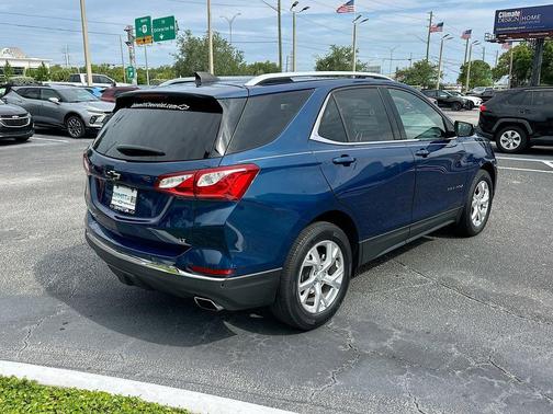Pacific Blue Metallic 2020 Chevrolet Equinox 2LT