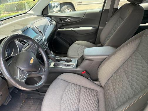 Pacific Blue Metallic 2020 Chevrolet Equinox 2LT