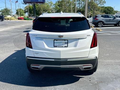 Crystal White Tri-Coat 2022 Cadillac XT5 Premium Luxury