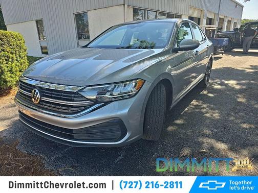 Pyrite Silver Metallic 2024 Volkswagen Jetta 1.5T SE