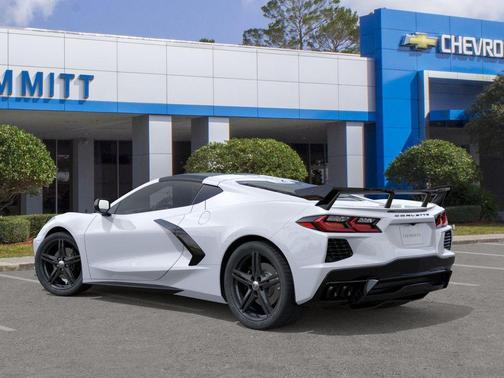 Arctic White 2026 Chevrolet Corvette Stingray w/2LT