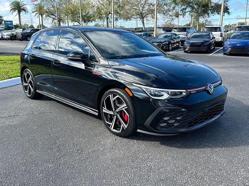 2024 Volkswagen Golf GTI 2.0T SE