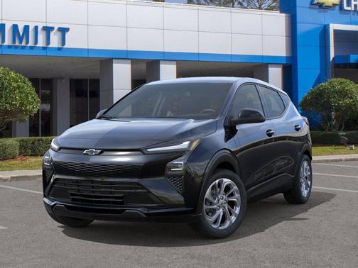 Mosaic Black Metallic 2027 Chevrolet Bolt LT