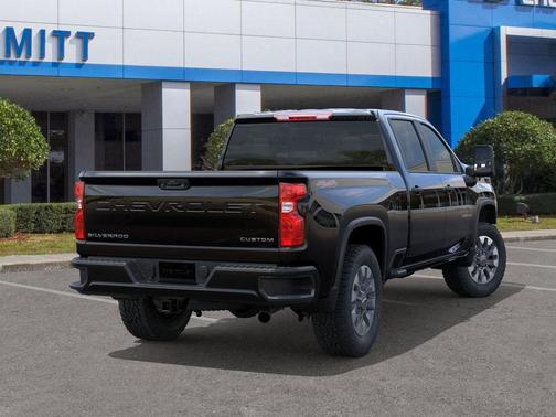 2026 Chevrolet Silverado 2500 Custom