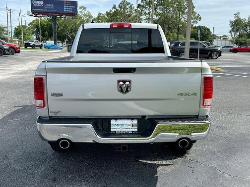 Bright Silver Clearcoat Metallic 2017 RAM 1500 Laramie