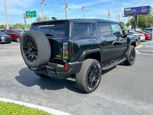 Black 2025 GMC HUMMER EV SUV 3X