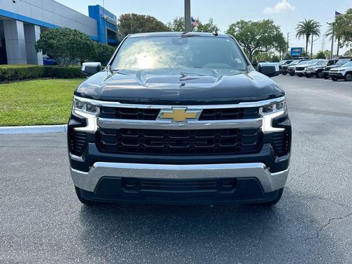 Dark Ash Metallic 2023 Chevrolet Silverado 1500 LT