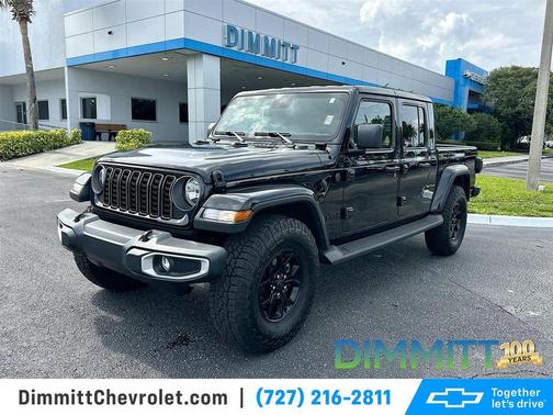 Black Clearcoat 2025 Jeep Gladiator Sport