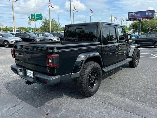 Black Clearcoat 2025 Jeep Gladiator Sport