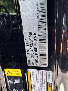 Black Clearcoat 2025 Jeep Gladiator Sport