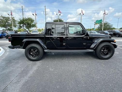 Black Clearcoat 2025 Jeep Gladiator Sport