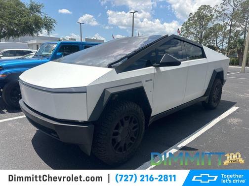 Silver 2024 Tesla Cybertruck Base